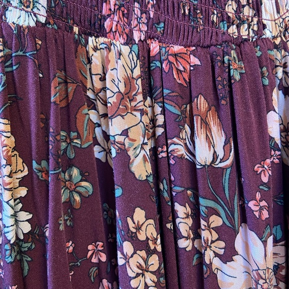 Torrid Floral Smocked Midi Dress Size 1 (1X 14/16) | Burgundy Fall Boho | EUC - Picture 3 of 4